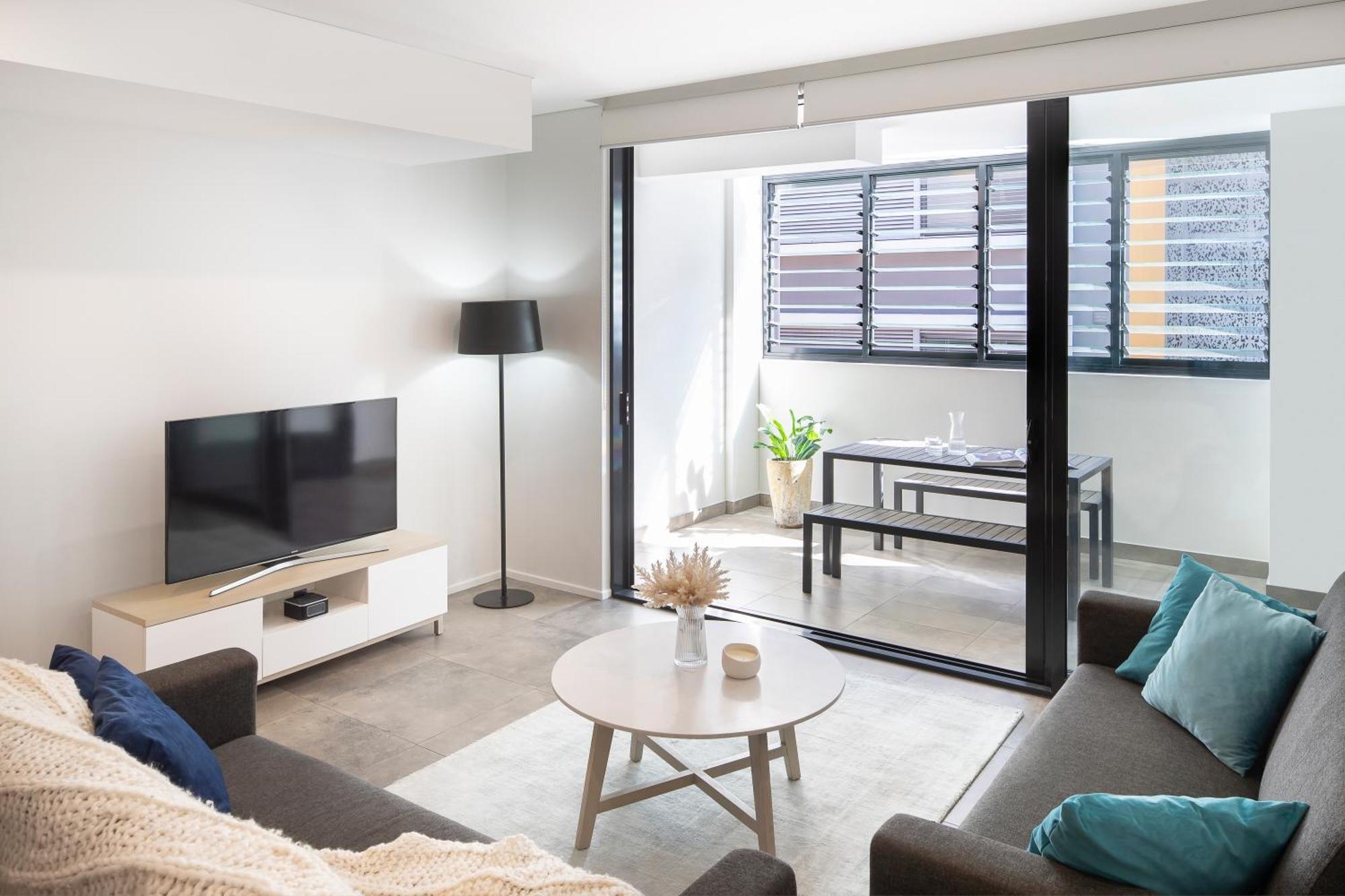 Veriu Camperdown Sydney Exterior photo