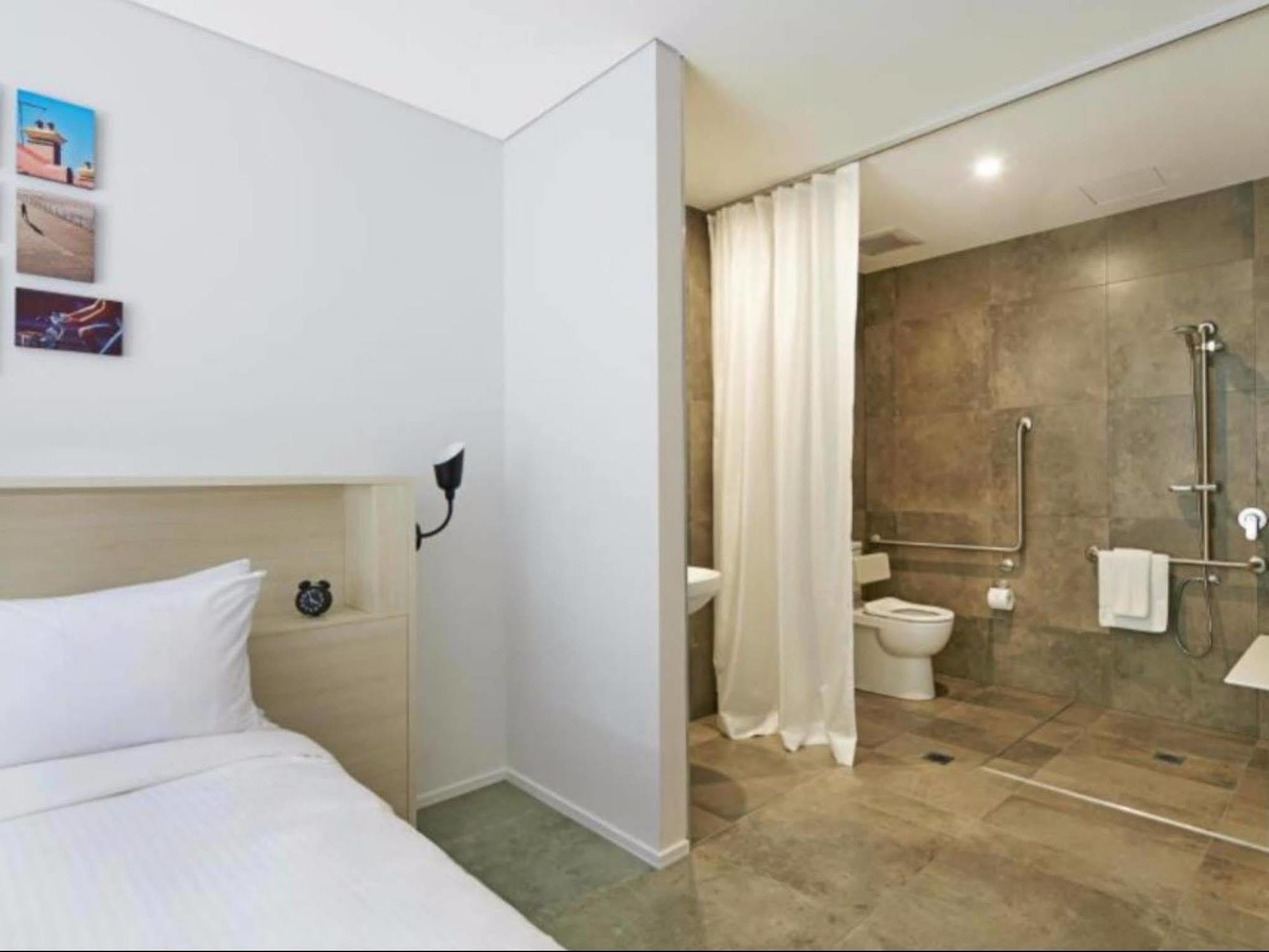 Veriu Camperdown Sydney Exterior photo